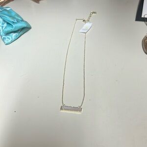 Kendra Scott necklace